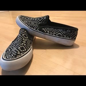Women’s Mossimo Slip On Sneaker
